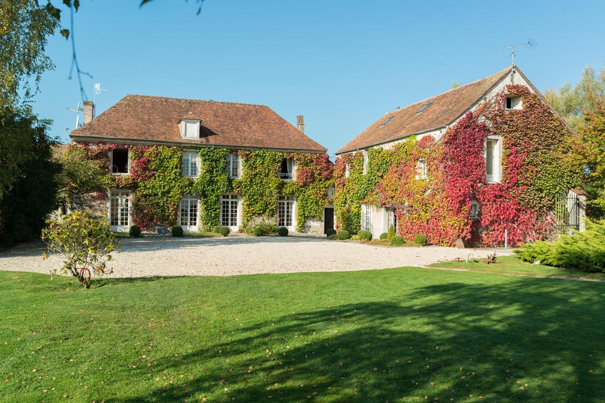 Hotel Domaine De Bellevue, The Originals Relais Neufmoutiers-en-Brie